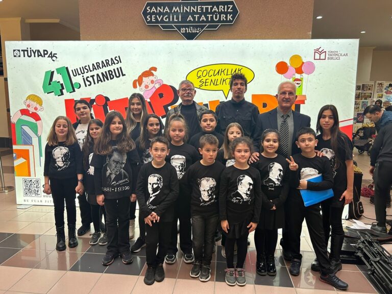 Silivri Belediyesi Kültür Merkezi Çocuk Korosu 10 Kasım Özel Performansı Sergiledi