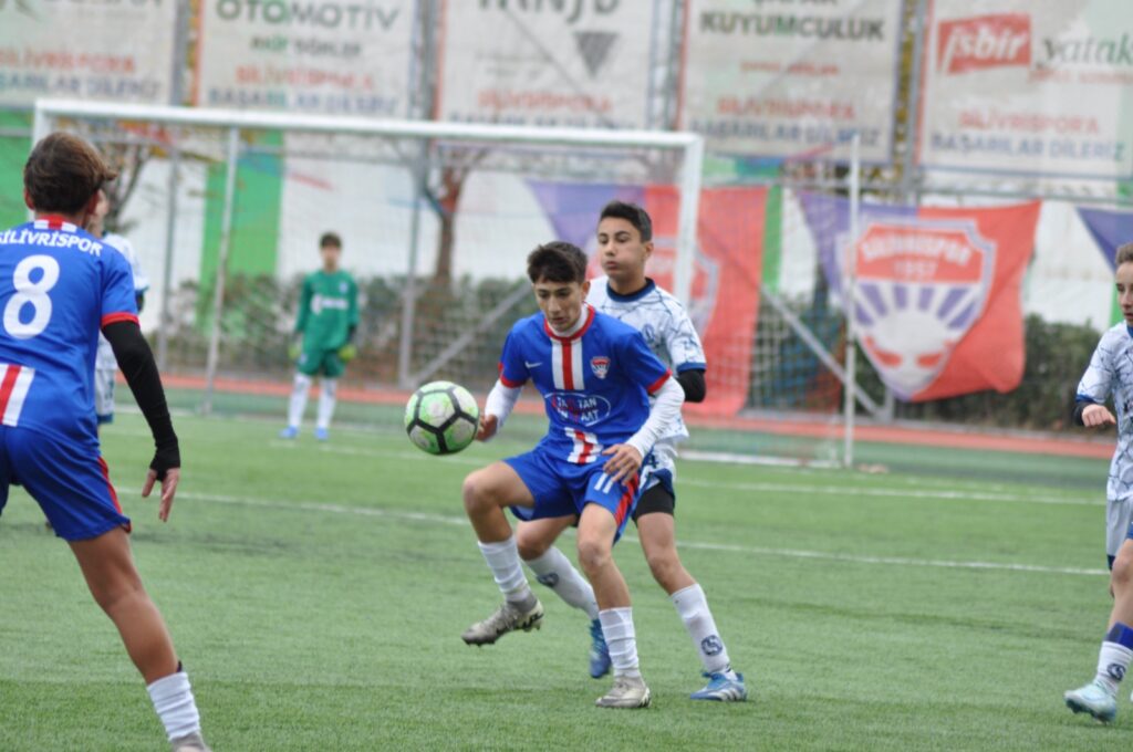 BEYAZ MARTI SİLİVRİ’DEN EGE İLE HAVALANDI ( 3 – 1 )