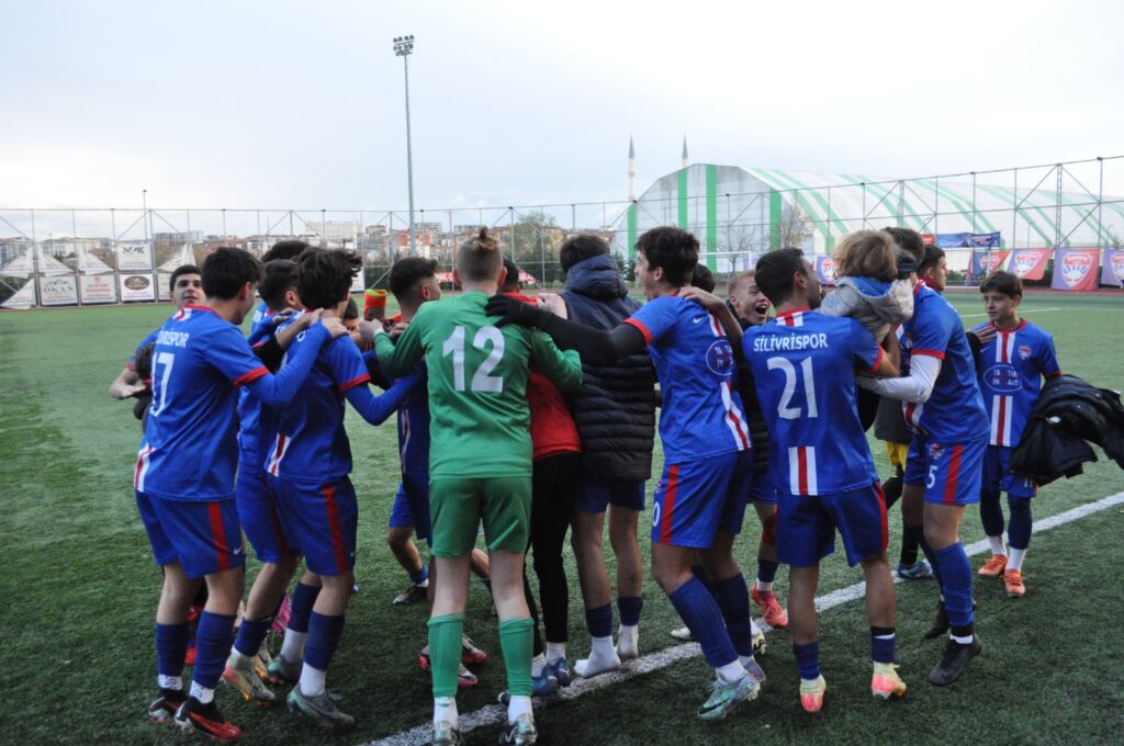SİLİVRİSPOR U17’NİN BULVAR KEYFİ ( 2 – 1 )
