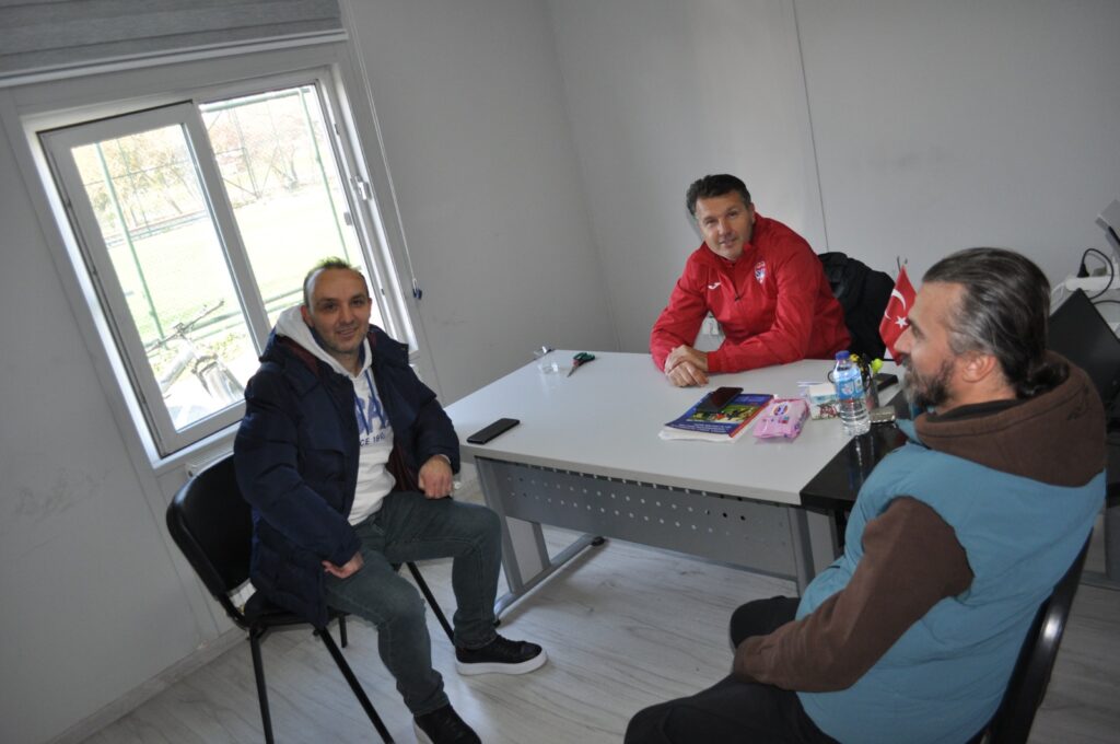 ÖZGÜR ERGÜN’E SÜPRİZ ZİYARET