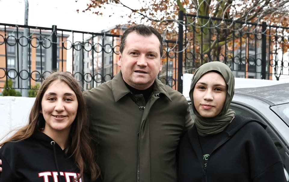 Başkan Balcıoğlu, Öğrencilerle Çorba Dağıtımında Bir Araya Geldi