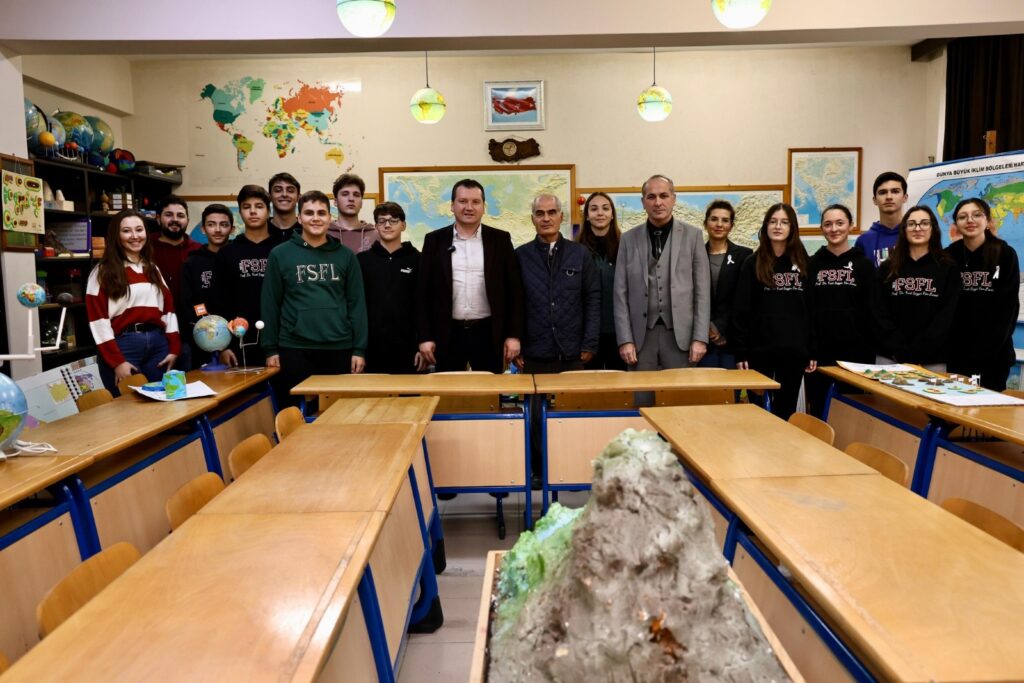 Başkan Balcıoğlu, Prof. Dr. Fuat Sezgin Fen Lisesi’ni Ziyaret Etti