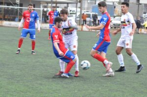 AKALANSPOR SESSİZ VE DERİNDEN GELİYOR ( 1 – 0 )