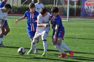 SİLİVRİSPOR U15 RAKİBE DEĞİL DİREKLERE TAKILDI ( 0 -2 )