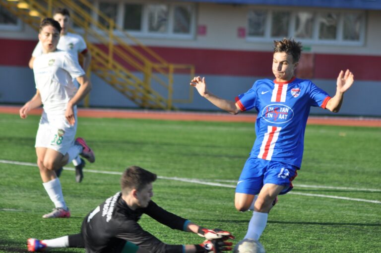 SİLİVRİSPOR U16 ŞEN ŞAKRAK ( 2 – 0 )