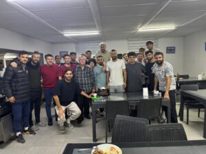 MUTLU YILLAR EMRE ESER