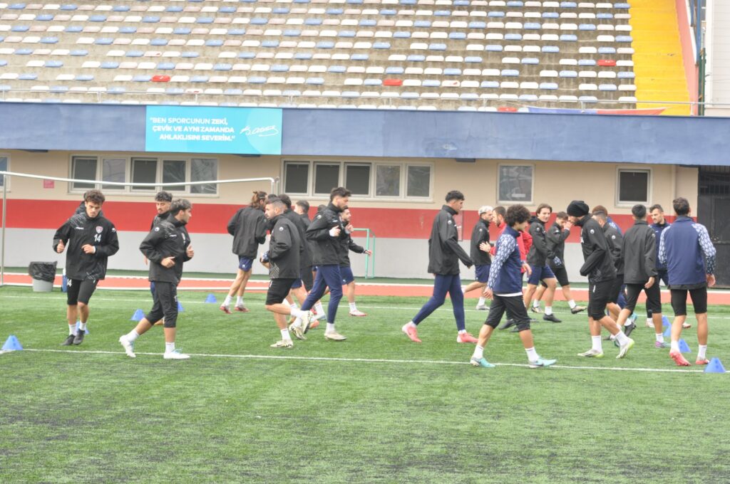 2.BAŞKAN KASARCI “TÜM MESAİMİZ SİLİVRİSPOR”