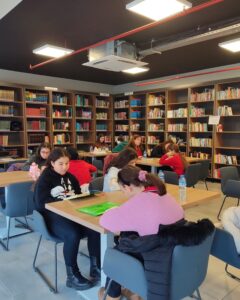 Ahmet Ziylan Ortaokulu Öğrencileri, Ömer Seyfettin Kütüphanesini Ziyaret Etti