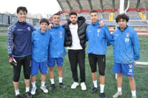 KALECİ ALİ TAKIMA VEDA ETTİ