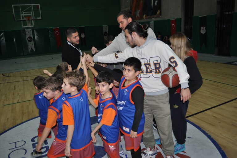 CEDİ OSMAN AKADEMİ SİLİVRİ’DE NEŞELİ ÇALIŞMALAR