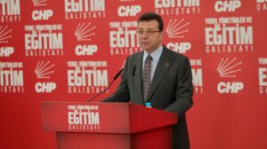 YEREL YÖNETİMLER VE EĞİTİM ÇALIŞTAYI’NDA KONUŞTU