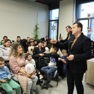 Başkan Balcıoğlu Özel Bireylere Başarı Belgesi Takdim Etti