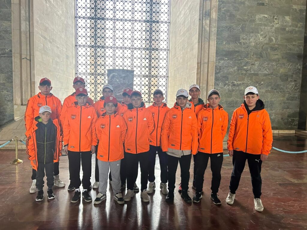 BEYCİLERSPOR’UN ATATÜRK SEVGİSİ