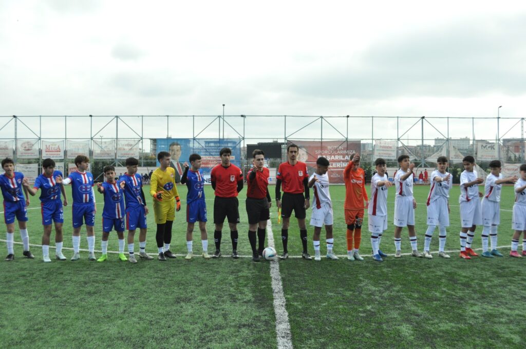 SİLİVRİSPOR U14 LİDERİ DURDURAMADI (0-7)