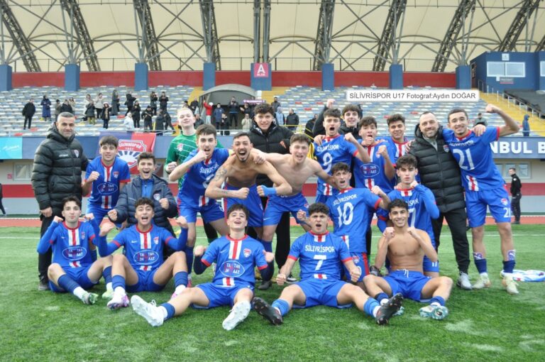 7 24  HAFTALARA SİLİVRİSPOR DAMGASI GENÇLER AĞABEYLERİNİN YOLUNDA