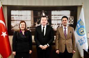 Başkan Balcıoğlu Demiroğlu Bilim Üniversitesi Yetkililerini Ağırladı