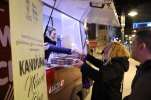 Silivri Belediyesi Berat Kandili’nde Lokma İkramında Bulundu