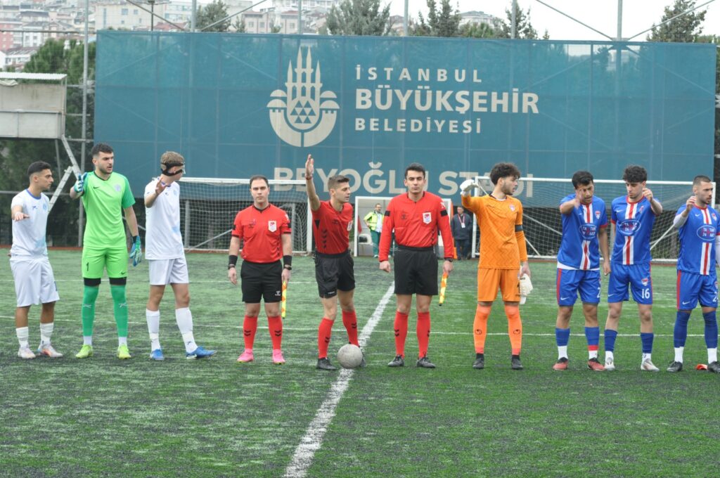 BEYOĞLU YENİÇARŞI U19 DİREKLERE DUACI ( 2 – 0 )