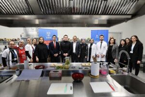 Silivri’de Sağlıklı Yaşam Etkinliği: Uzmanlar Beslenme ve Ruh Sağlığı Üzerine Konuştu