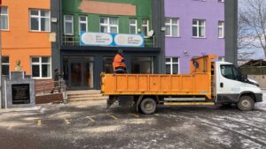 Silivri Belediyesi Ekipleri Kar ve Buzlanmaya Karşı Sahada