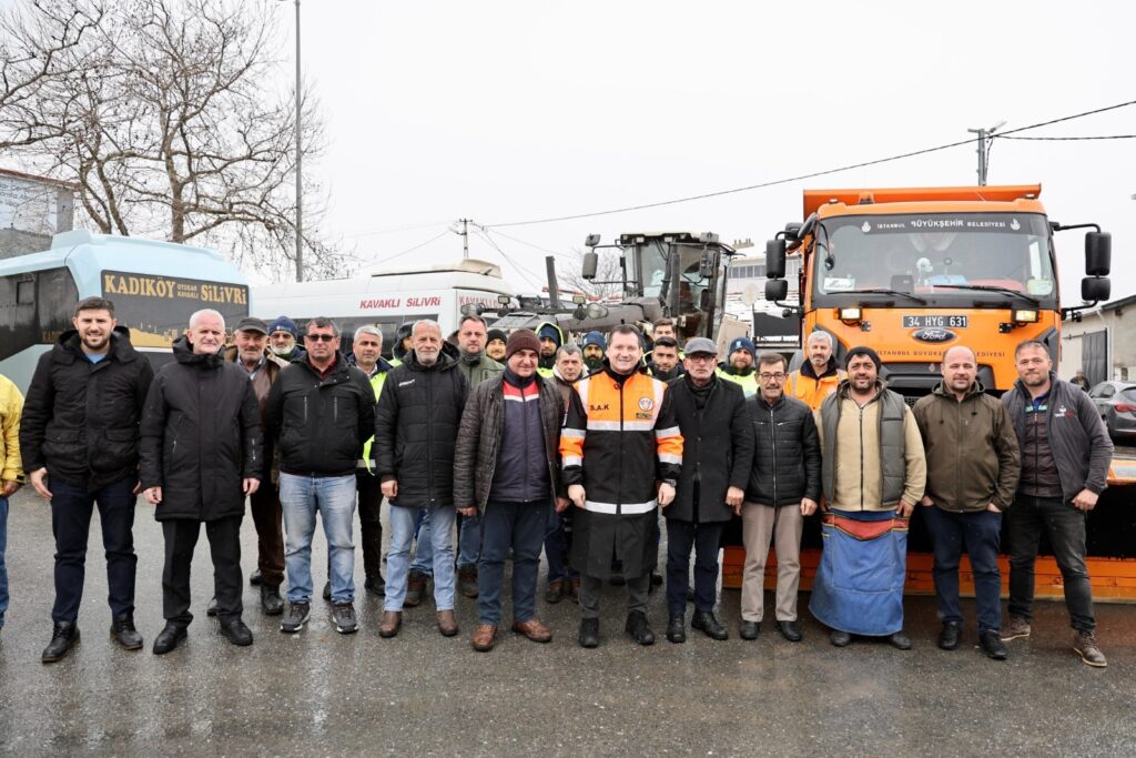 BAŞKAN BORA BALCIOĞLU, KADIKÖY MAHALLESİ’Nİ ZİYARET ETTİ