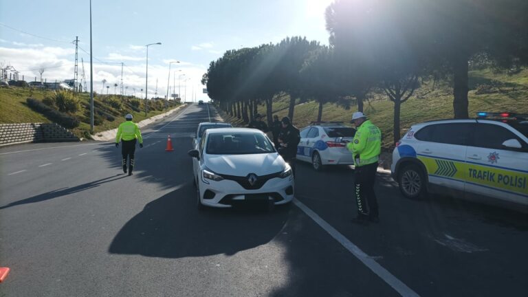 SİLİVRİ EMNİYETİ DENETİMLERE HIZ KESMİYOR