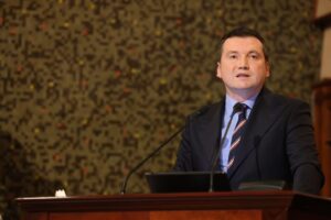 “Milletimizin de desteğiyle Silivri hak ettiği noktaya taşınacak”