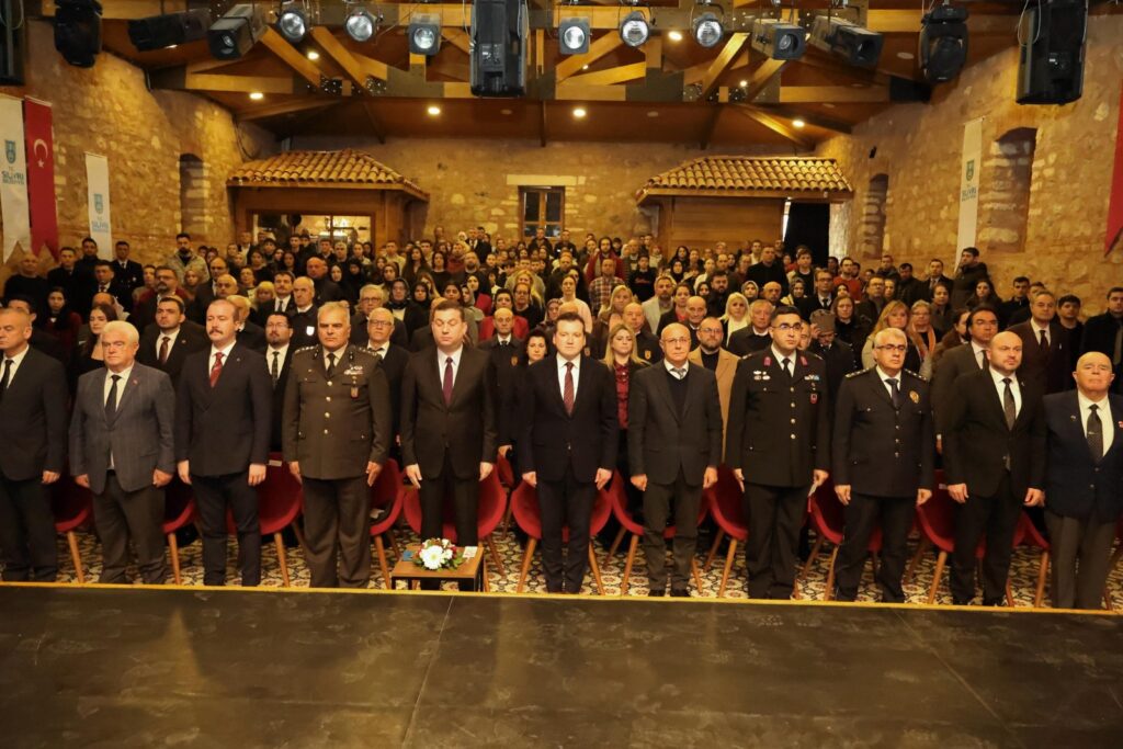 Başkan Balcıoğlu, Çanakkale Zaferi ve Şehitleri Anma Günü Programlarına Katıldı