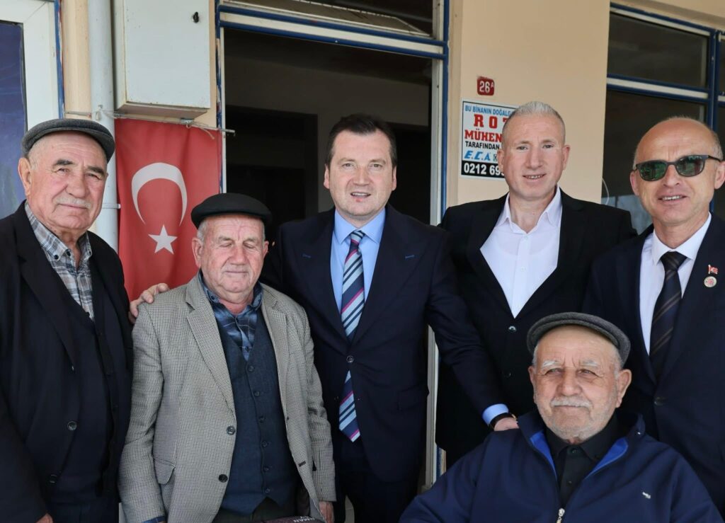 Başkan Balcıoğlu, Sayalar ve Danamandıra Köy Kahvesi’nde Vatandaşlarla Buluştu