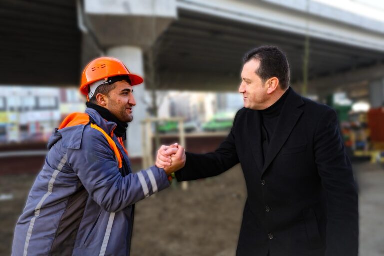 “Yaşasın emek, yaşasın dayanışma, yaşasın 1 Mayıs!”