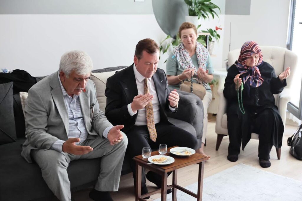 Başkan Balcıoğlu’ndan Selimpaşa’da Taziye Ziyareti