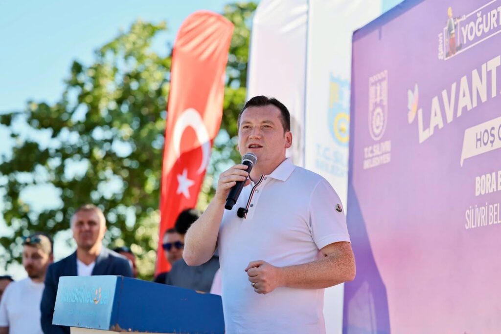 Geleneksel Lavanta Hasat Şenliği gerçekleşti