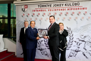 İstanbul Veliefendi Hipodromu’nda Silivri Belediye Başkanlığı Koşusu Gerçekleşti