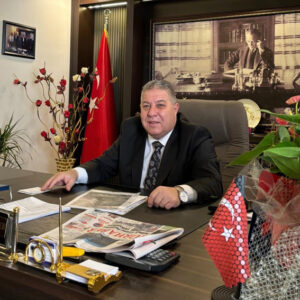 Koçer’den açıklama: Silivri esnafı yasa dışı oluşumlarla yan yana getirilemez!