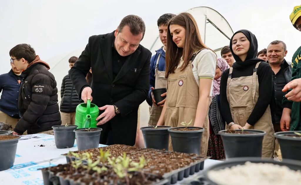 Silivri’de Gençler Toprakla Buluştu