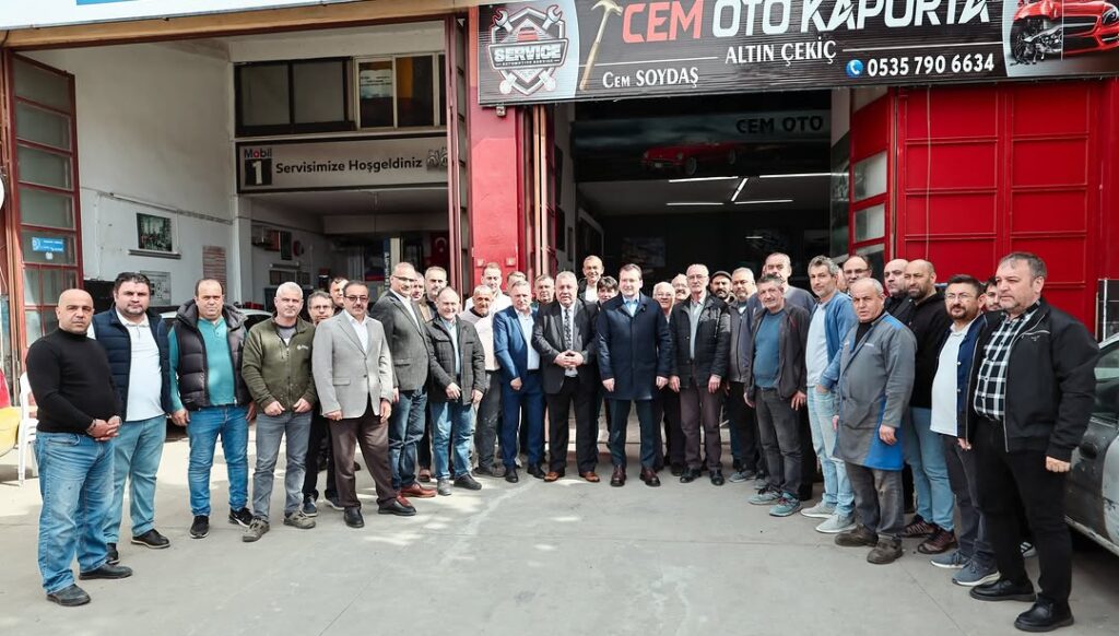 Silivri Sanayi Sitesi’nde Birlik Sofrası: Esnaf ve Vatandaşlar Kahvaltıda Buluştu