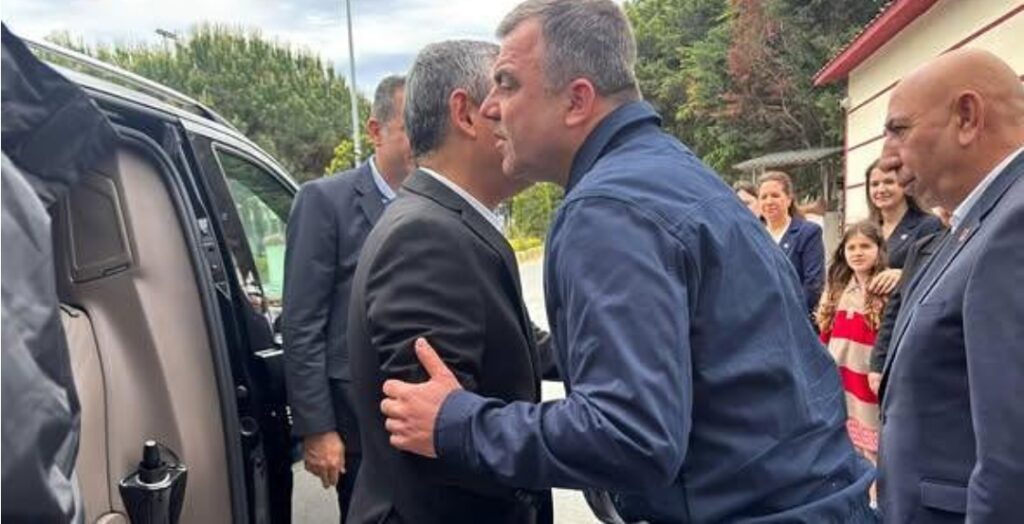 Silivri’de Özgür Özel’e Cezaevi Ziyareti Öncesi Karşılama