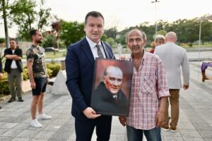 Gümüşyaka Gece Pazarı Yeni Yüzüyle Canlanıyor
