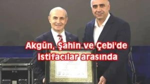 BÜYÜKÇEKMECE’DE 21 MECLİS ÜYESİ İSTİFA ETTİ